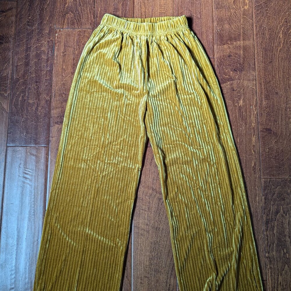 Rihoas Velvet Wide Leg Elasticized Pants, Gold/Yellow, Women Small, NWT